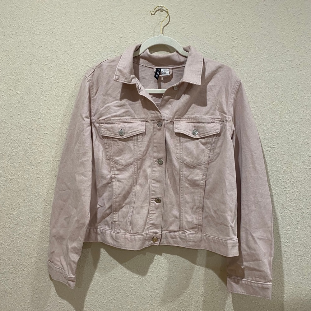 Pink denim jacket !